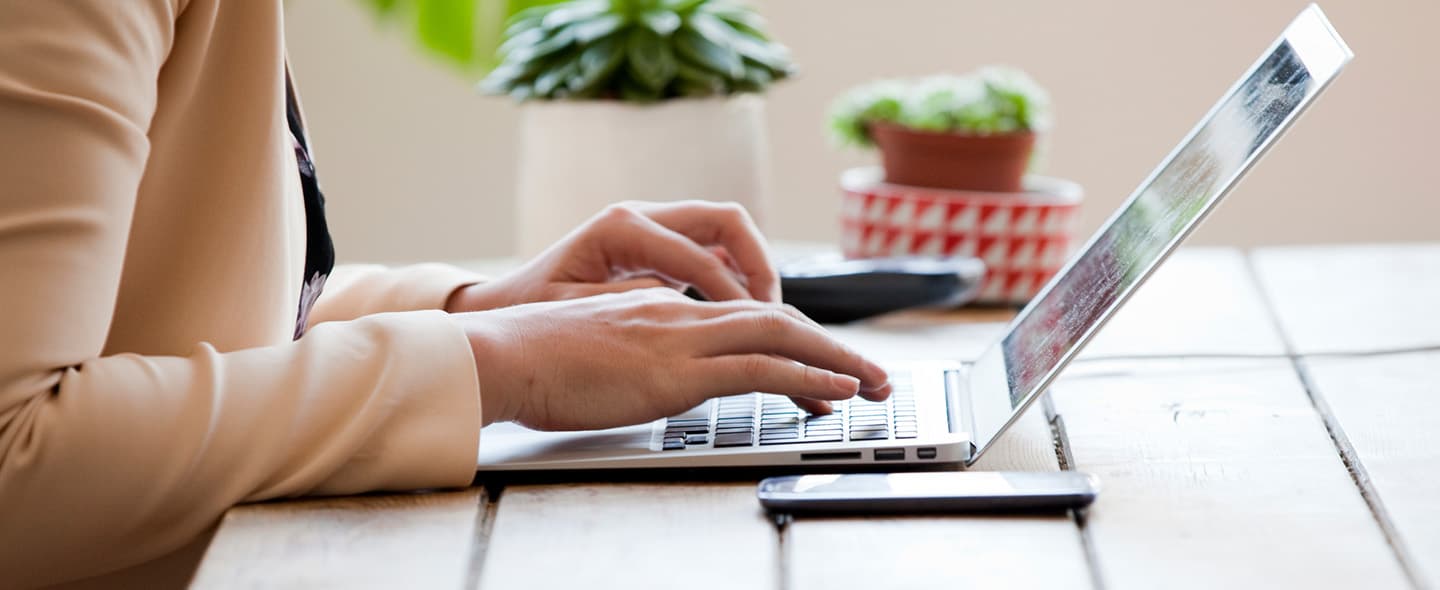 How to choose digital platforms for learning and entertainment: tips and online casinos
